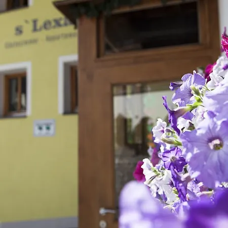 Panzió Haus S'lexa *